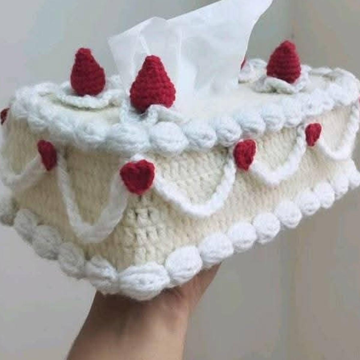 Cake Tissue Box Cover, view 1