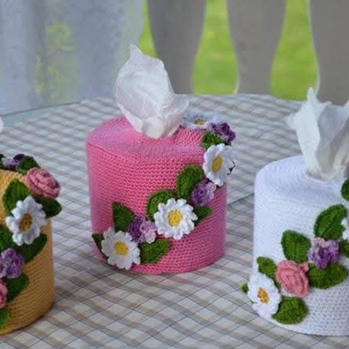 Floral Tissue Roll Cover, view 1