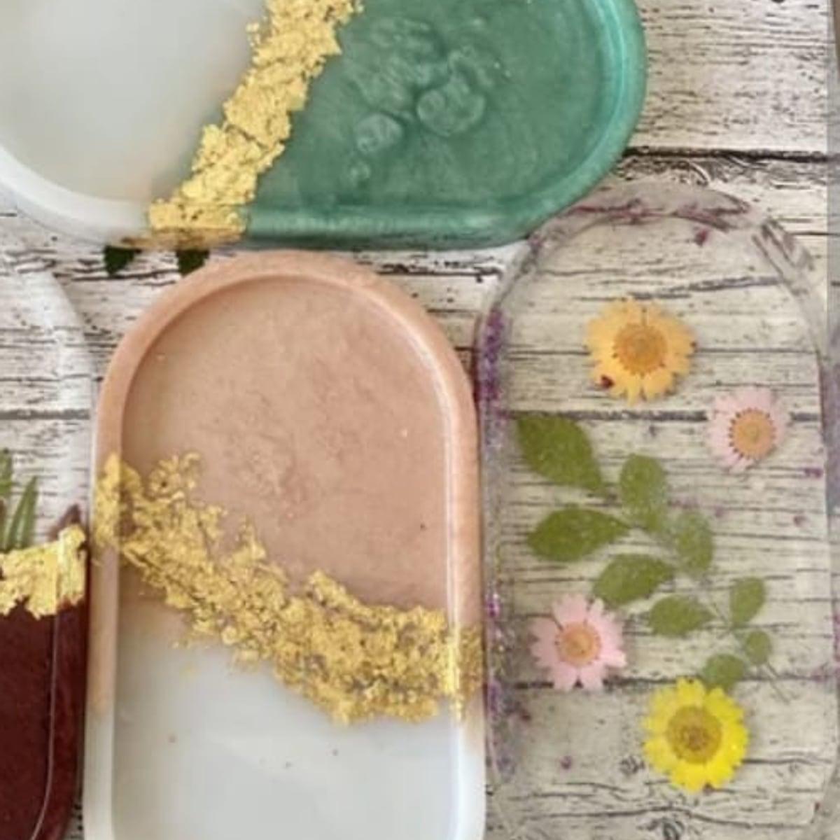 Pressed Flower Trinket Tray, view 1