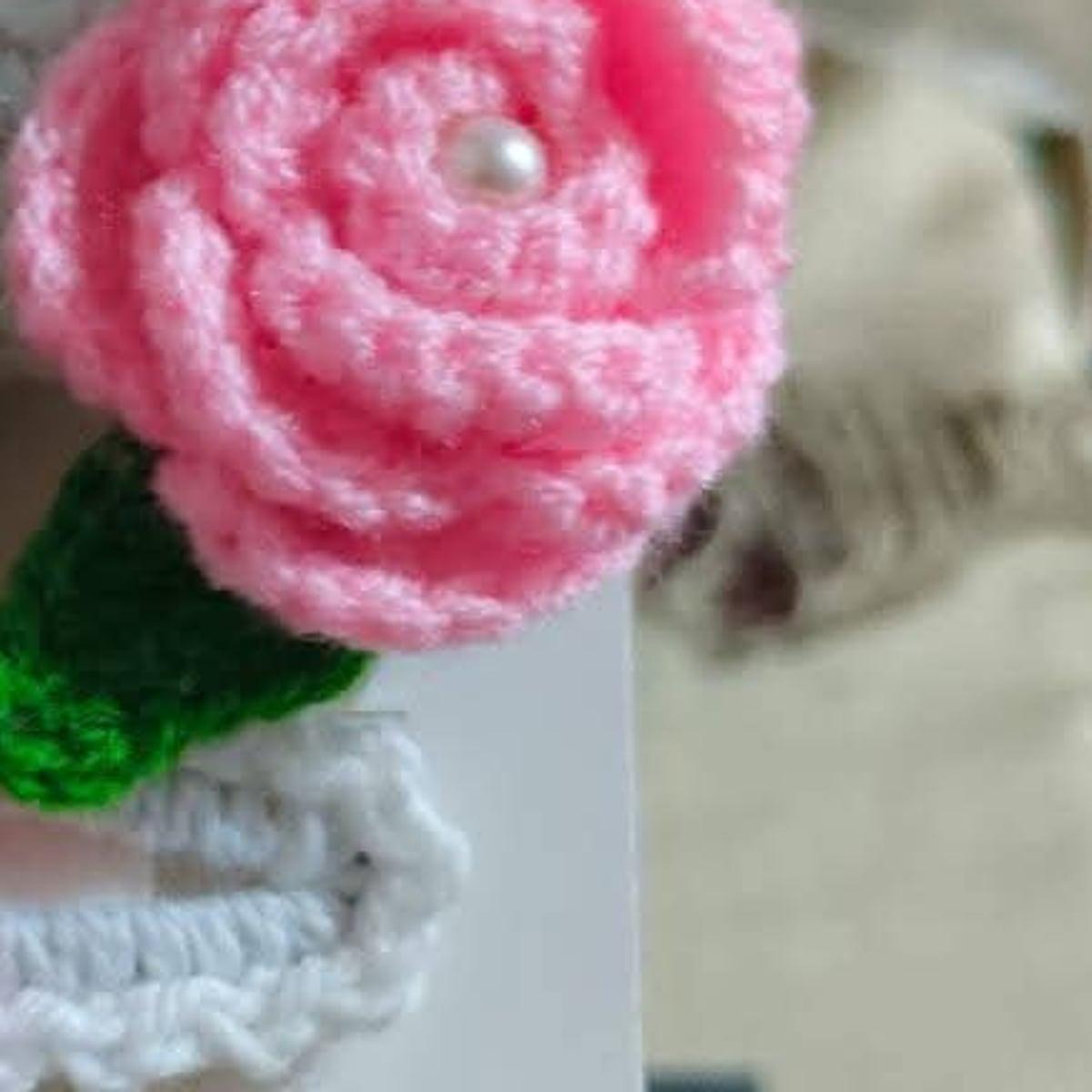 Rose Hair Clips (Pink), view 1